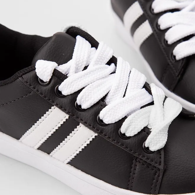 Tênis Casual Feminino Vertus Detalhe Recorte Lateral Preto