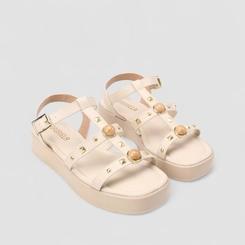 Sandália Feminina Gabriela Detalhe Tachas & Pedraria Off White