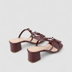 Tamanco Feminino Penélope Salto Bloco Detalhe Laços Vinho