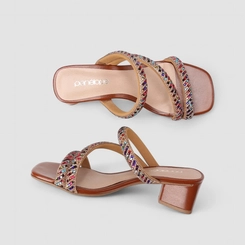 Tamanco Feminino Penélope Salto Geométrico Strass Colorido Marrom