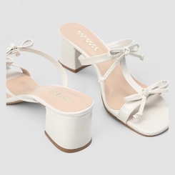 Tamanco Feminino Penélope Salto Bloco Detalhe Laço Off White