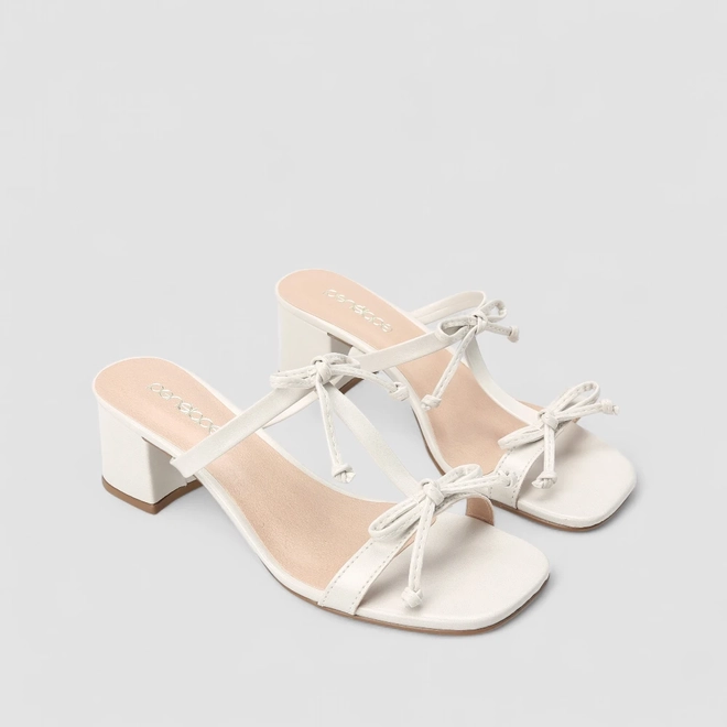 Tamanco Feminino Penélope Salto Bloco Detalhe Laço Off White