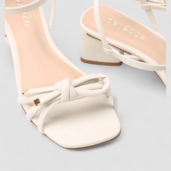 Sandália Feminina Penélope Salto Geométrico Multitiras Nó Off White