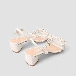 Sandália Feminina Penélope Salto Geométrico Multitiras Nó Off White