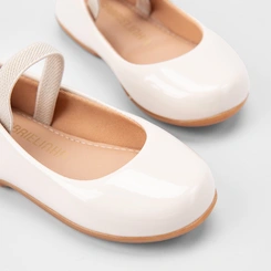 Sapatilha Boneca Bebê Gabrielinha Verniz Off White