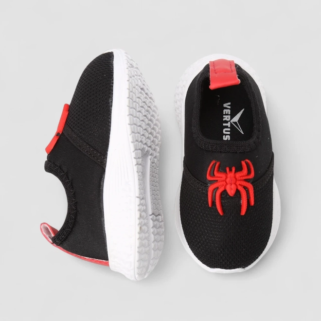 Slip On Infantil Vertus Detalhe Aranha Calce Fácil Vermelho & Preto
