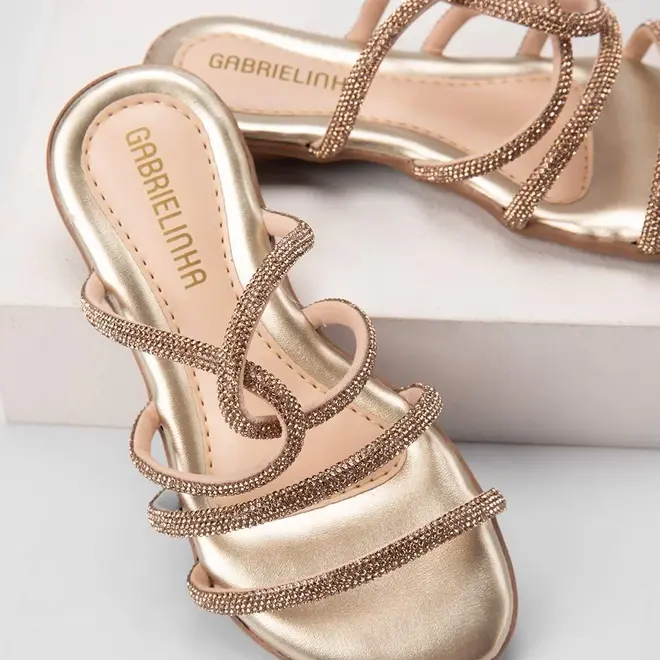 Rasteira Infantil Gabrielinha Multitiras Strass Metalizado Ouro