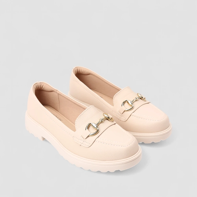 Mocassim Loafer Feminino Modare Tratorado Detalhe Fivela Off White
