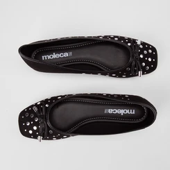 Sapatilha Feminina Moleca Detalhe Laço & Tachas Preto
