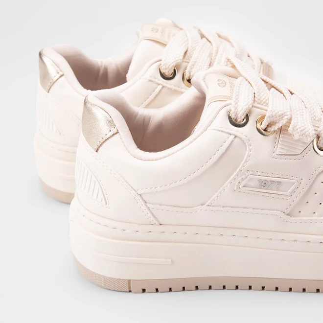 Tênis Casual Feminino Via Marte Marfim