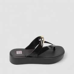 Tamanco Feminino Zaxy Flatform Enfeite Metálico Preto