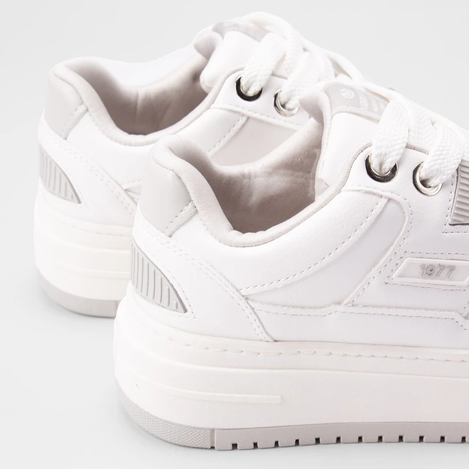 Tênis Casual Feminino Via Marte Branco