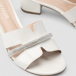 Tamanco Feminino Penélope Tira Vazada Strass Off White