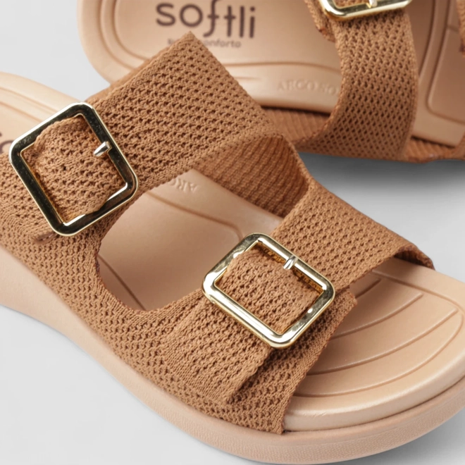 Tamanco Papete Feminino Softli Knit Fivela Dourada Caramelo