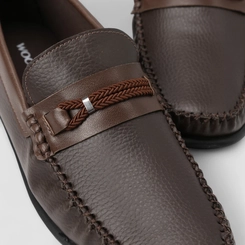 Mocassim Masculino Woche Detalhe Tressê Marrom