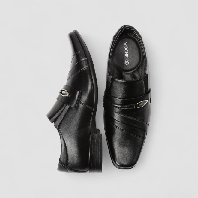 Sapato Masculino Woche Detalhe Pesponto Metalizado Preto