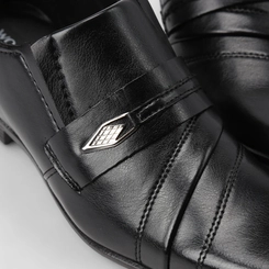 Sapato Masculino Woche Detalhe Pesponto Metalizado Preto