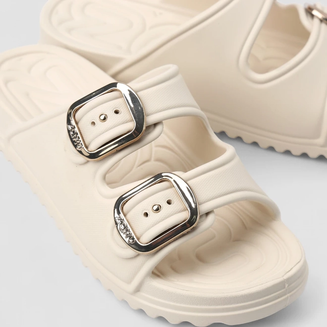 Pepete Feminina Zaxy Fivela Metalizada Off White
