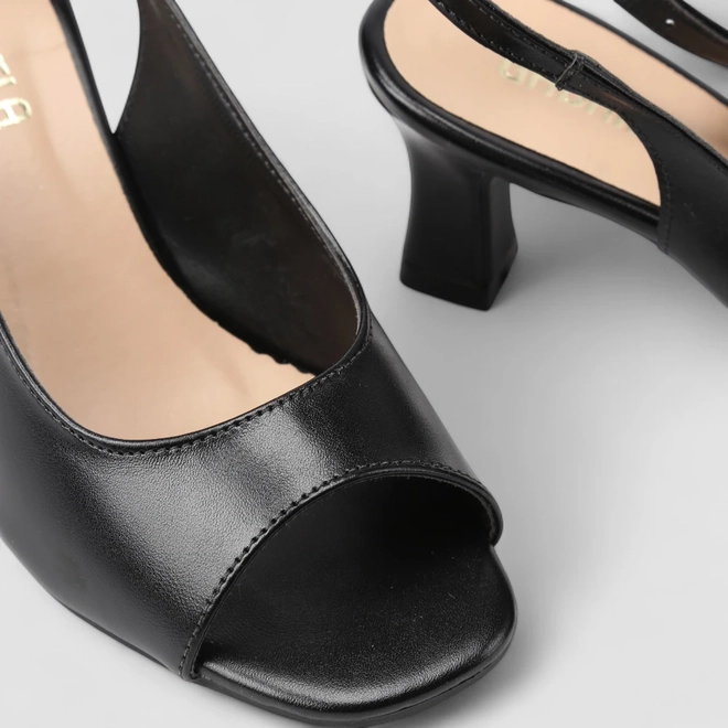 Peep Toe Slingback Feminina Gabriela Preto