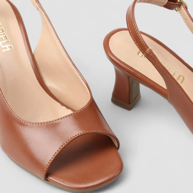 Peep Toe Slingback Feminina Gabriela Marrom