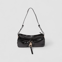 Bolsa Baguete Via Marte Média Verniz Fivela Preto