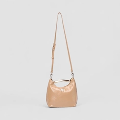 Bolsa Hobo Via Marte Média Verniz Alça Metalizada Bege