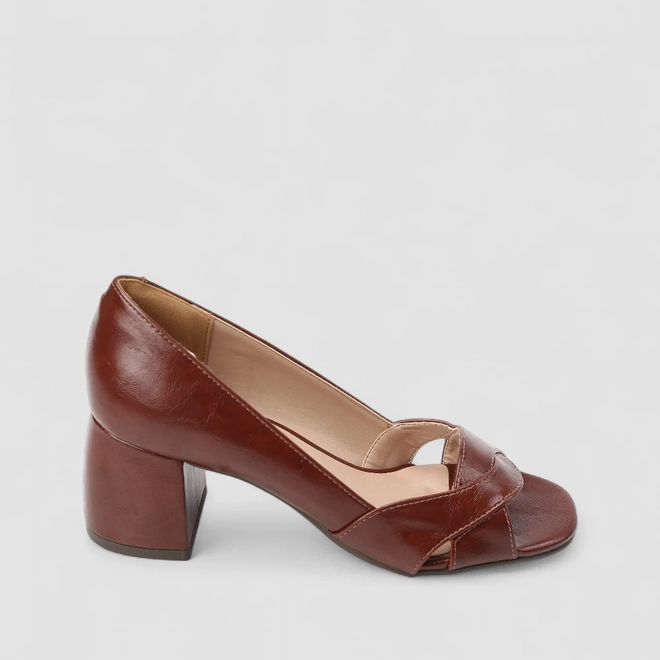 Peep Toe Feminino Gabriela Tiras Cruzadas Marrom