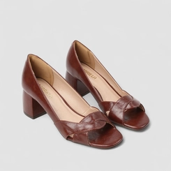 Peep Toe Feminino Gabriela Tiras Cruzadas Marrom