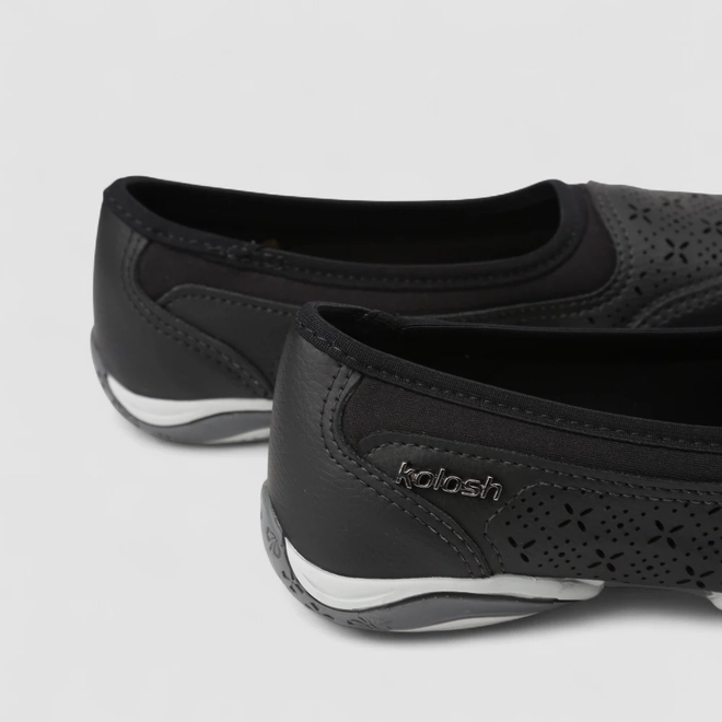 Slip On Feminino Kolosh Calce Fácil Perfuros Preto