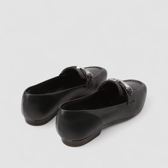 Mocassim Feminino Gabriela Enfeite Metálico Preto