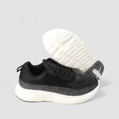 Tênis Esportivo Vertus Preto & Branco
