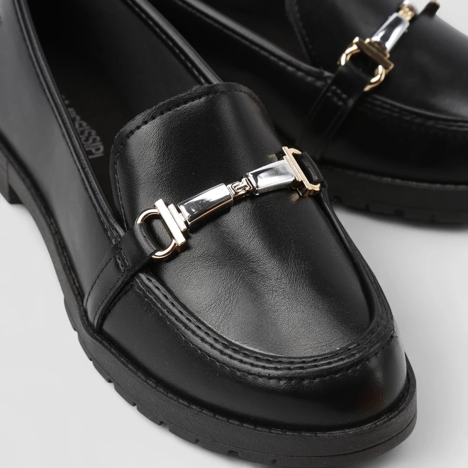Mocassim Feminino Mississipi Enfeite Metálico Preto