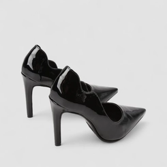 Scarpin Feminino Gabriela Verniz Detalhe Recorte Preto
