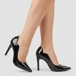Scarpin Feminino Gabriela Verniz Detalhe Recorte Preto