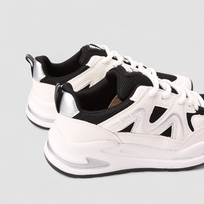 Tênis Casual Feminino Via Marte Preto & Branco
