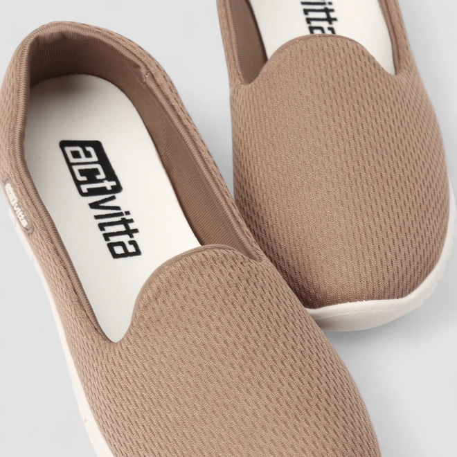 Slip On Esportivo Feminino Actvitta Calce Fácil Bege