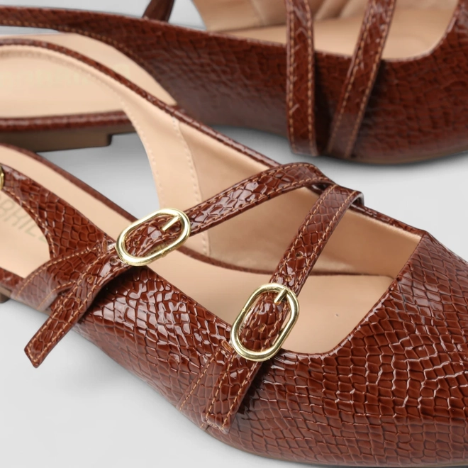 Sapatilha Boneca Slingback Feminina Gabriela Tiras Slim Fivelas Textura Cobra Marrom