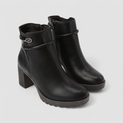 Ankle Boot Feminina Via Marte Salto Bloco Detalhe Tira & Pedraria Preto