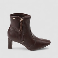 Ankle Boot Feminina Mississipi Salto Bloco Pingente Metálico Marrom