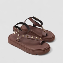 Sandalia Feminina Moleca Detalhe Tachas Marrom