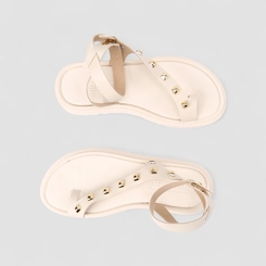 Sandália Feminina Moleca Detalhe Tachas Off White