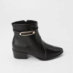 Ankle Boot Feminina Bebecê Em Couro Fivela Preto