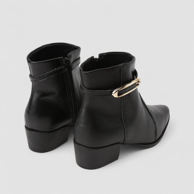 Ankle Boot Feminina Bebecê Em Couro Fivela Preto