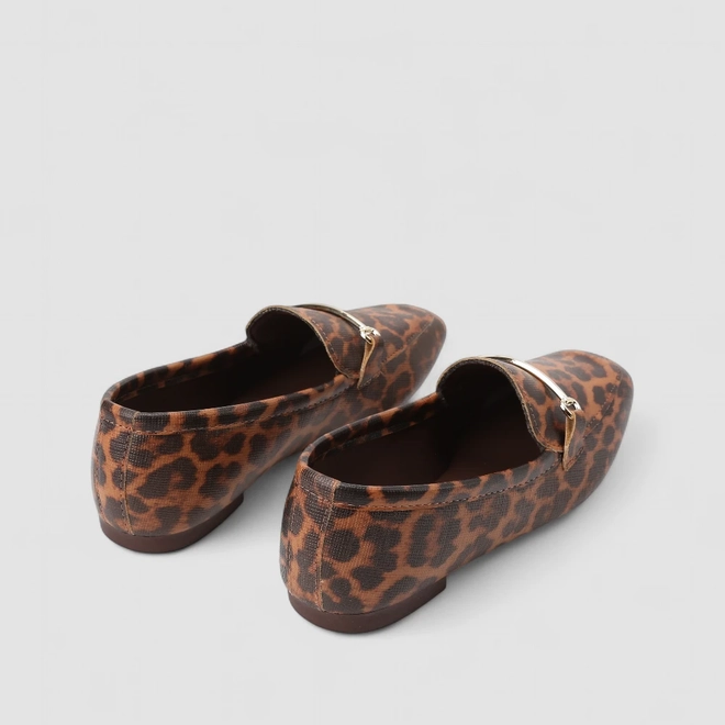 Mocassim Feminino Gabriela Animal Print Onça Detalhe Bridão Multicolor