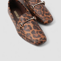 Mocassim Feminino Gabriela Animal Print Onça Detalhe Bridão Multicolor