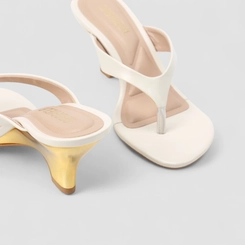 Tamanco Feminino Gabriela Salto Estilizado Dourado Off White