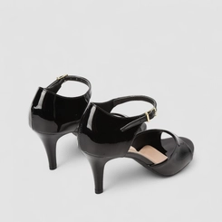 Peep Toe Feminino Gabriela Salto Fino Verniz Preto