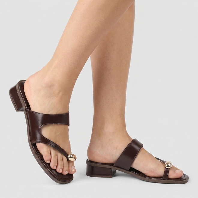 Tamanco Feminino Penélope Detalhe Bold Marrom