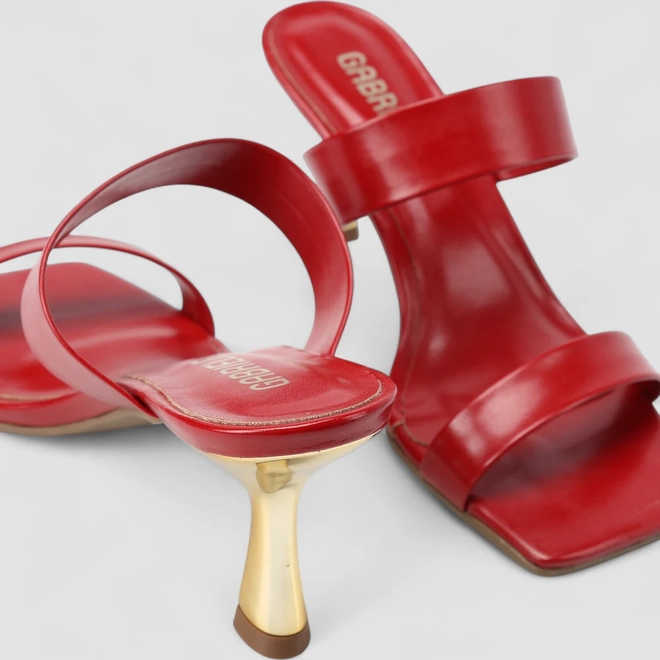 Tamanco Feminino Gabriela Salto Estilizado Dourado Vermelho