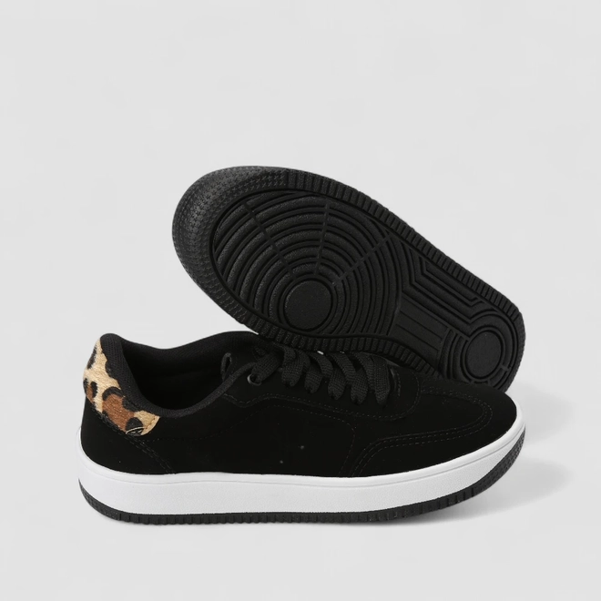 Tênis Casual Feminino Penélope Detalhe Onça Preto